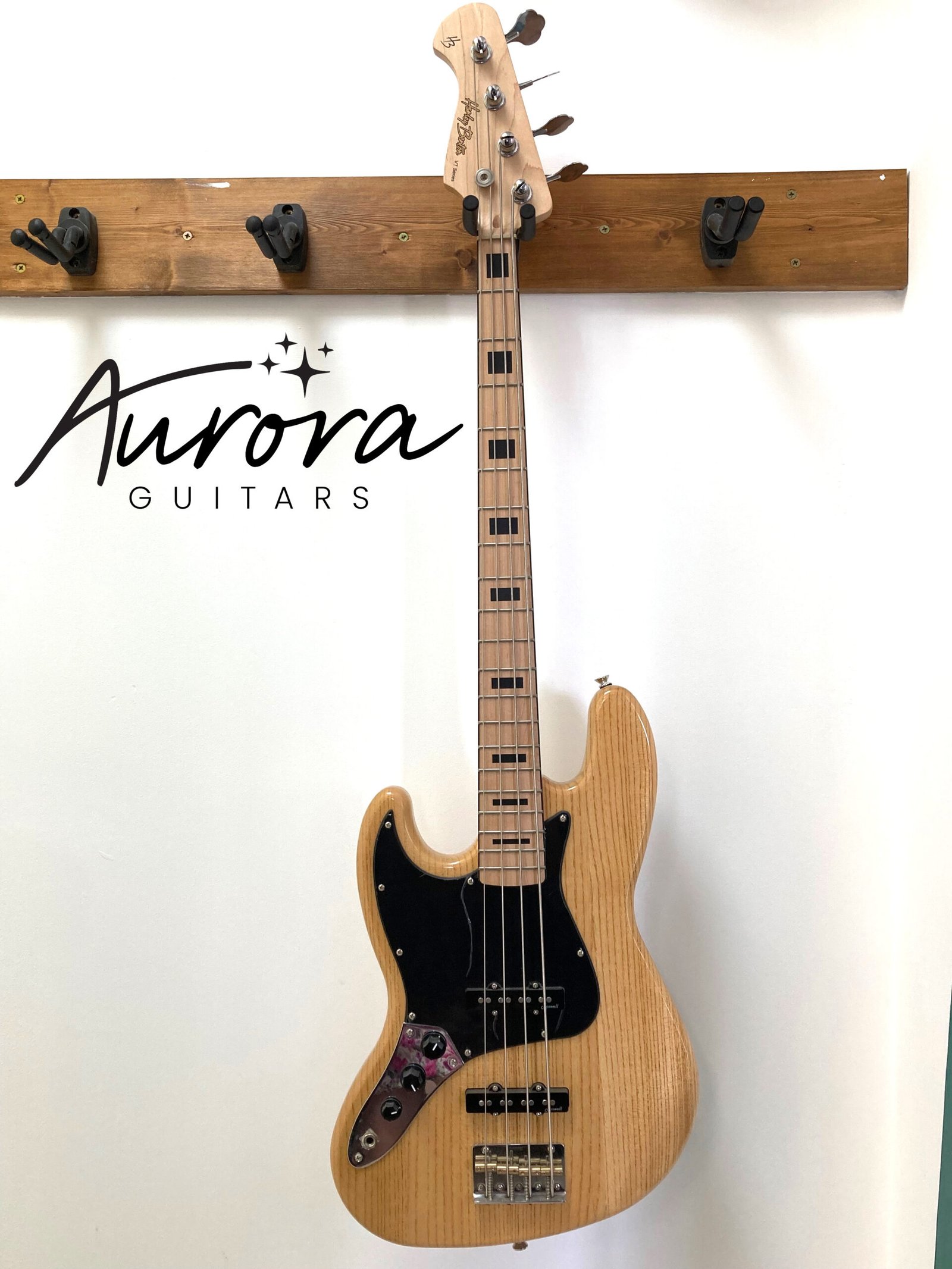 Harley Benton B-75MN NA Vintage Series bass (left handed)