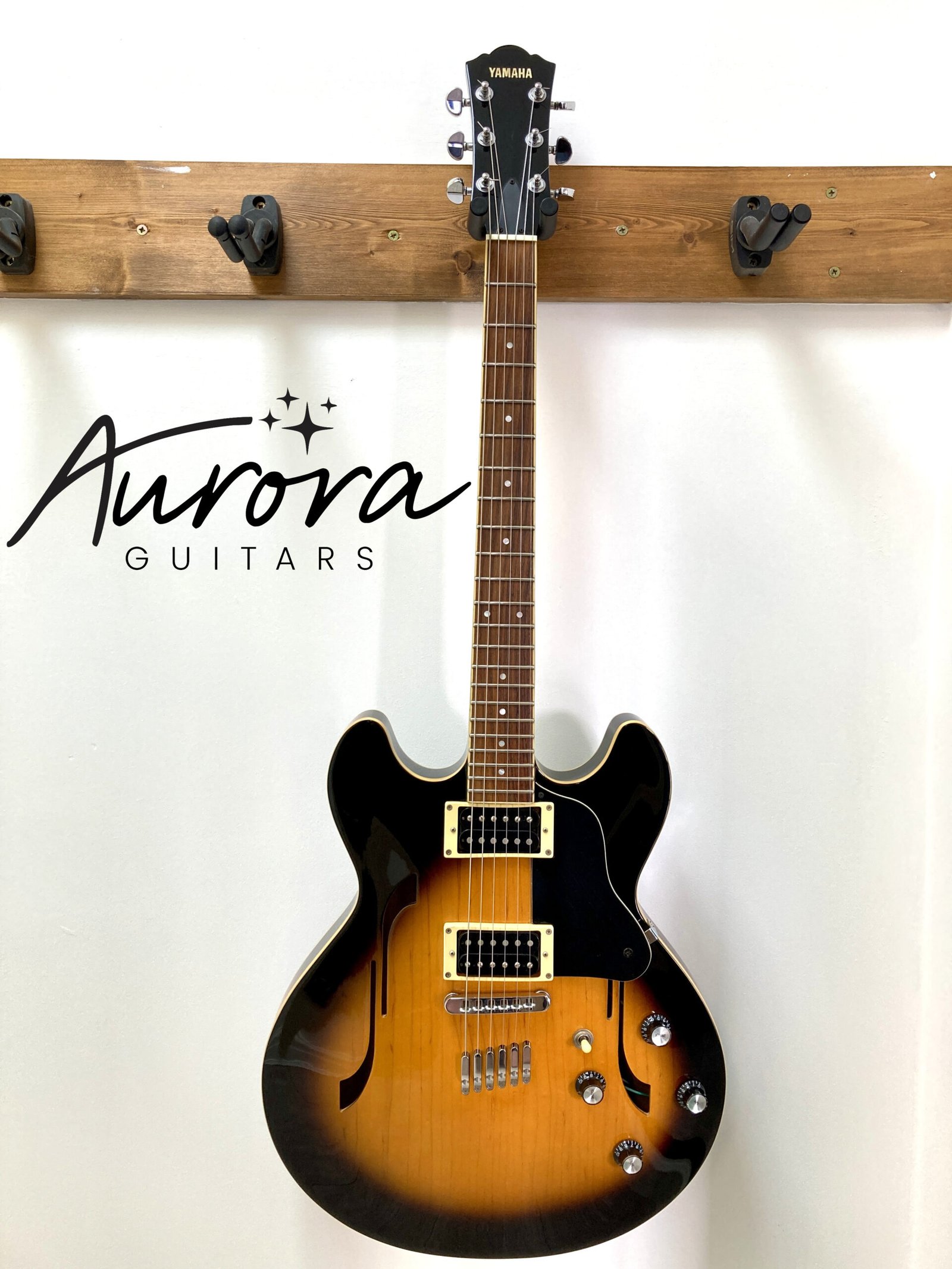 Yamaha SA500 Semi-Hollow Electric Guitar